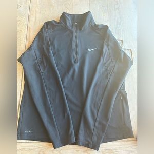 Nike 1/4 zip top.   Women’s Large.   Fit dry.